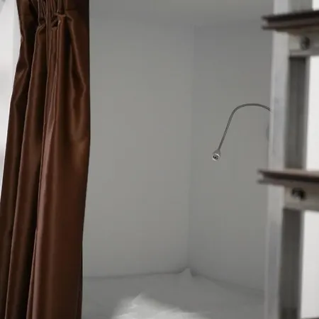 Vandrerhjem & Arts Valencia