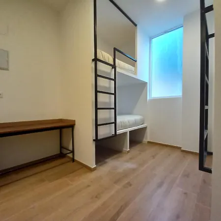 Hostel & Arts *