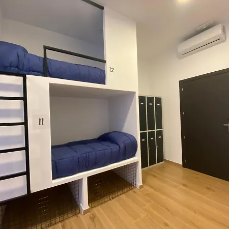 Hostel & Arts