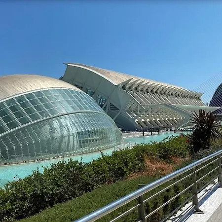& Arts * Valencia