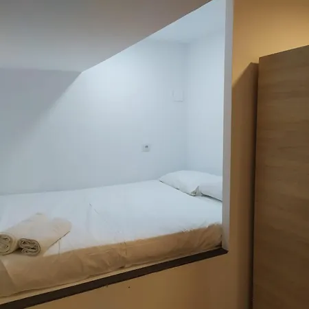 & Arts Hostel