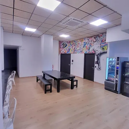 Hostel & Arts