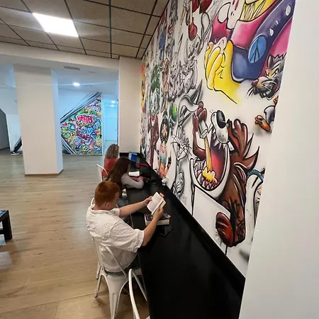 & Arts * ולנסיה