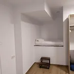 & Arts Hostel